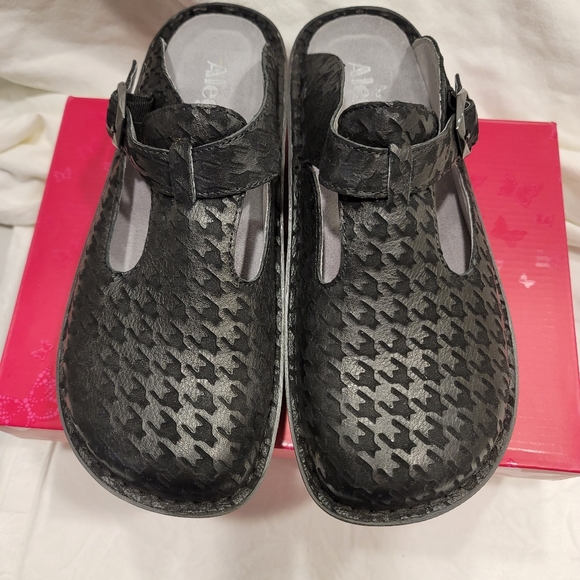 Alegria Classic - Houndstooth Maxi clogs - women's size 38 - Picture 7 of 16